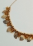 گردنبند زنجیری آویزدار برگ و کریستال - طلایی