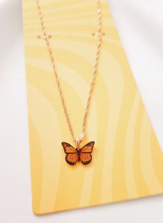 گردنبند زنجیری آویزدار پروانه - طلایی
