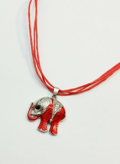 گردنبند بند نخی آویزدار فیل - قرمز